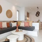 Villa Fyroi Naxos *
