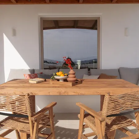 Villa Fyroi Naxos *